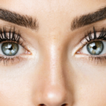 découvrez le lash lift, la méthode naturelle pour sublimer votre regard sans extensions. notre guide ultime vous explique tout pour des cils parfaitement galbés et un effet spectaculaire au quotidien.